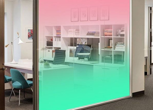 通電玻璃在辦公室的應(yīng)用場景