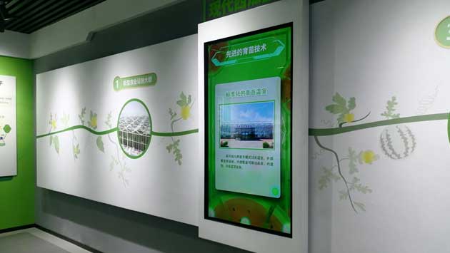 互動滑軌屏，滑軌電視，移動滑軌屏，滑軌電子櫥窗，滑軌透視導覽機，